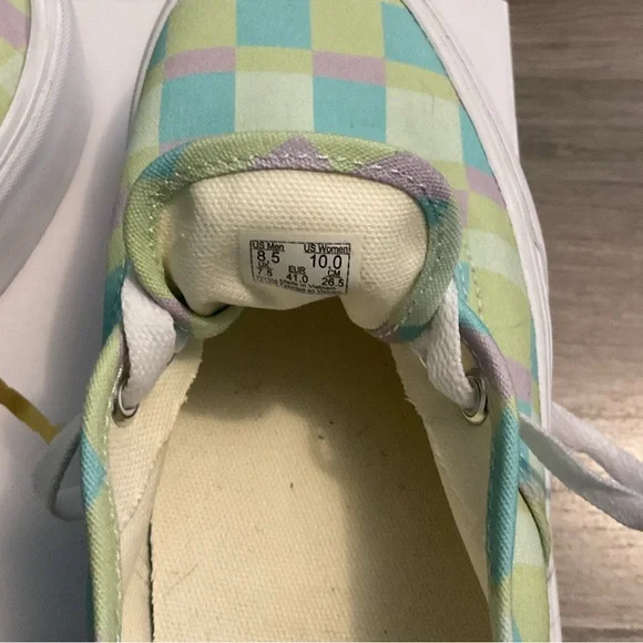 Colorblock Platform Vans - Picture 4 of 5